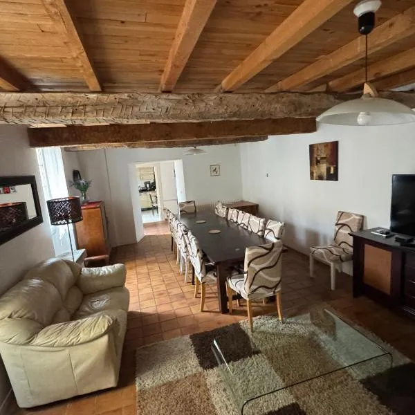 Gîte tout Confort au Coeur du Village Verniolle，位于Verniolle的酒店