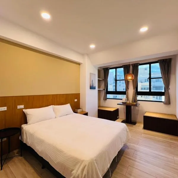 有某行旅 yóu mǒu hostel，位于台南的酒店