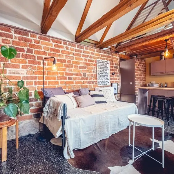 Kyritzer Budenhaus Nr 103，位于屈里茨的酒店