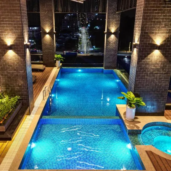 Grand La Vogue Hotel and Casino，位于西哈努克的酒店