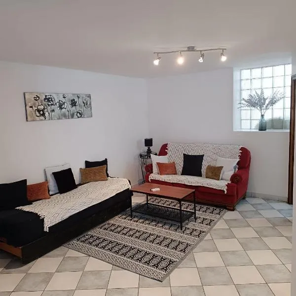 Appartement Aubignan Centre Parfait pour explorer la Provence，位于奥比尼昂的酒店