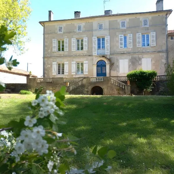 Manoir de La Peytelie，位于Savignac-les-Églises的酒店