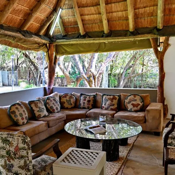 Warthogs Bush Lodge，位于马加利斯堡的酒店