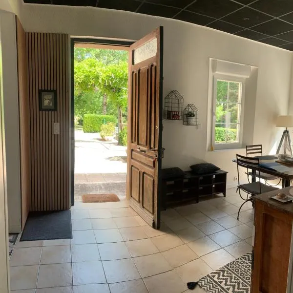 L appartement cosy，位于Le Garric的酒店