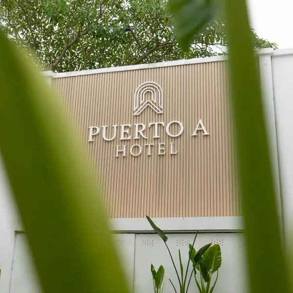 Hotel PUERTO A，位于瓜莱瓜伊丘的酒店