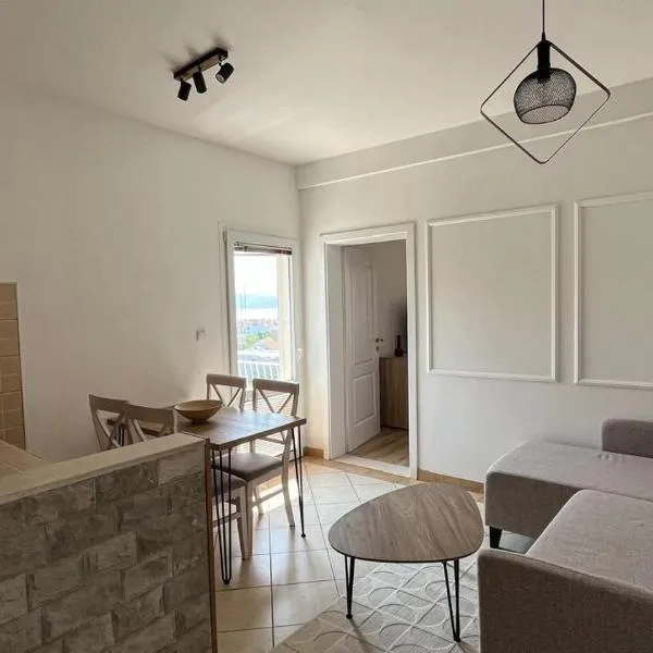 Luna di mare Igalo，位于伊加洛的酒店