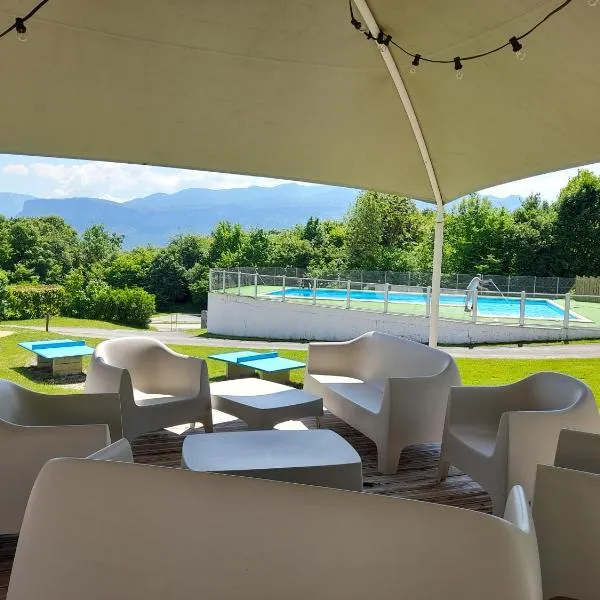 Camping Le Balcon de Chartreuse，位于Miribel-les-Échelles的酒店
