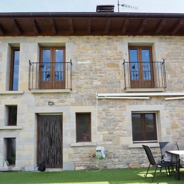 Amets etxea，位于Izu的酒店