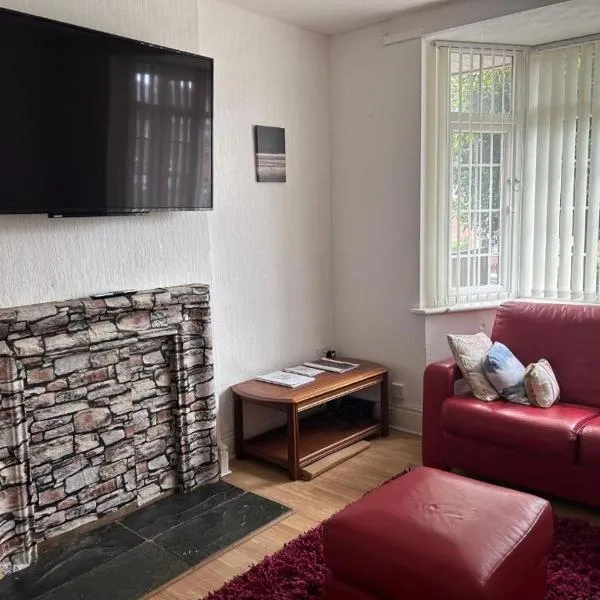 Entire 2-Bedroom House Dudley，位于Sedgley的酒店