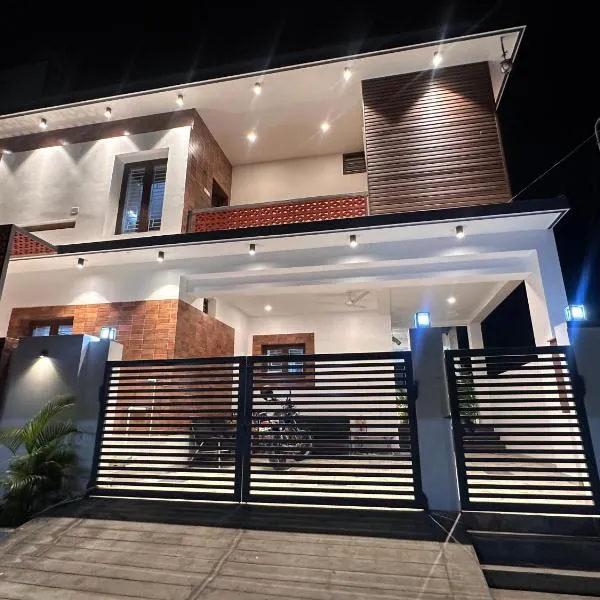 Kanchana Sirur home，位于哥印拜陀的酒店