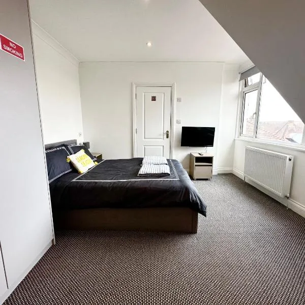 Stylish Modern, Private Apartment,15 Mins To Central London，位于亨顿的酒店