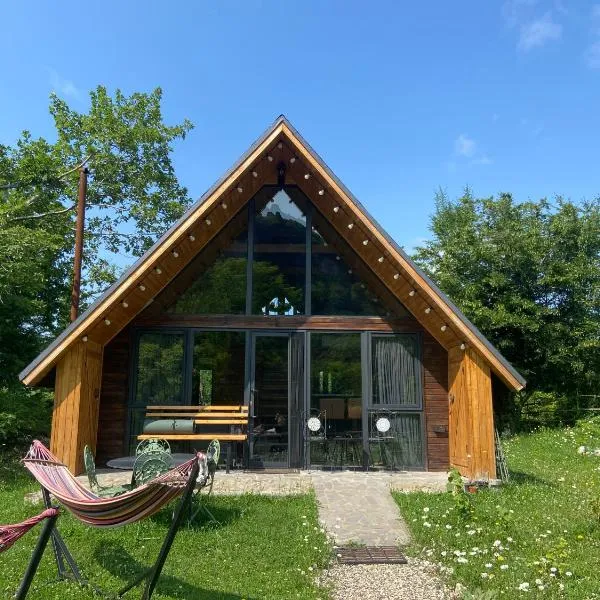 Katskhi Cottage, Your Cozy Stay，位于Katsʼkhi的酒店