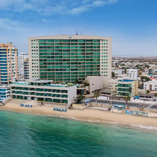 Hotel Colon Salinas 2 bedroom Oceanview apartment，位于萨利纳斯的酒店