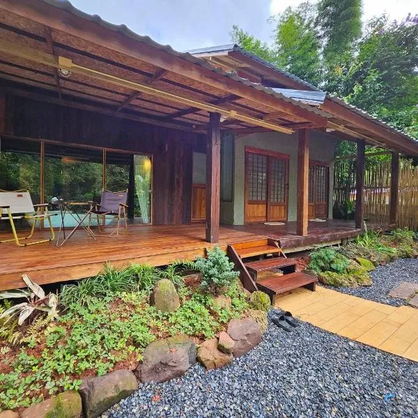 Kiri Vari Boutique Resort at Sapan，位于Ban Huai Ti的酒店