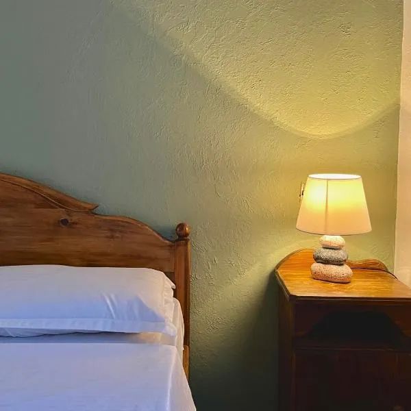 Cozy-Corner Guesthouse，位于梅斯蒂亚的酒店