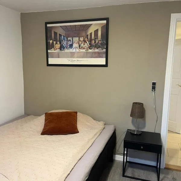 Hyggelige værelser tæt på E45 og banegården i Rødekro，位于Rødekro的酒店