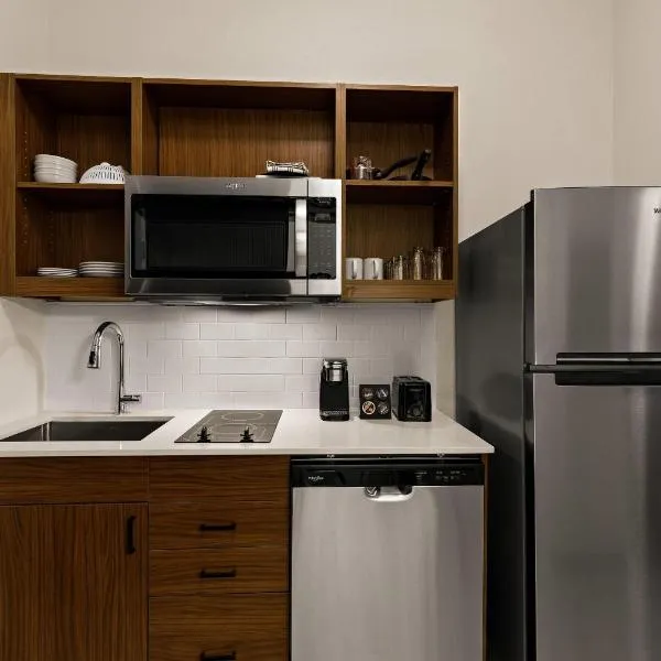 Everhome Suites Atlanta Newnan，位于纽南的酒店