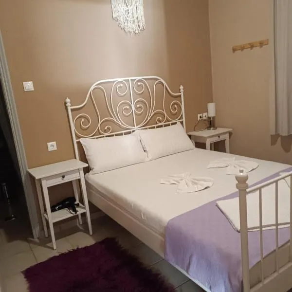 GIOTAS APARTMENTS - STUDIOS，位于阿尔加拉斯蒂的酒店