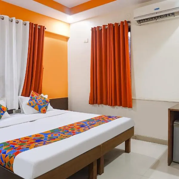 FabHotel Royal Residency - Nr phoenix mall，位于浦那的酒店