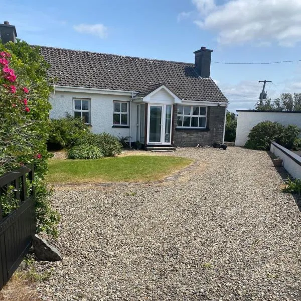 Seaside Cottage in Spanish Point，位于西班牙角的酒店