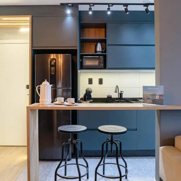 Perto de tudo em Itajaí apê com varanda e 2 vagas，位于伊达贾伊的酒店