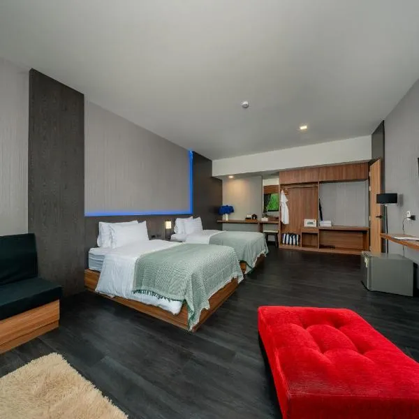 Happy Hotel Aonang Krabi，位于奥南海滩的酒店