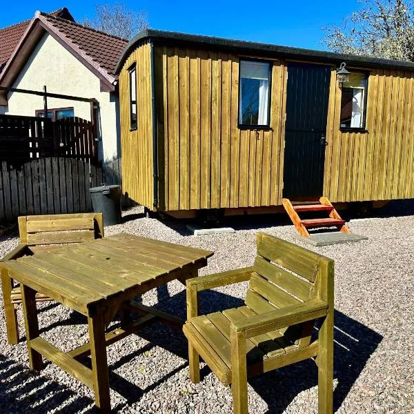 Per Ardua Shepherds Hut，位于威廉堡的酒店