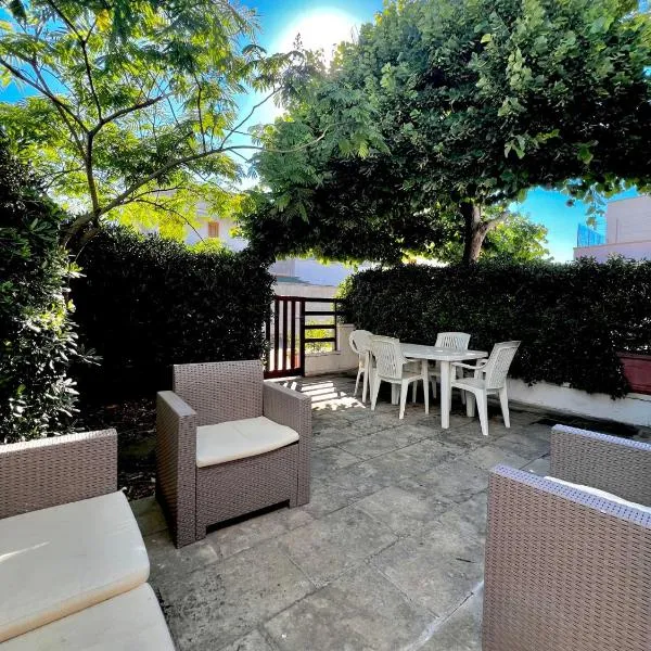 Villetta POESIA，位于Roca Vecchia的酒店