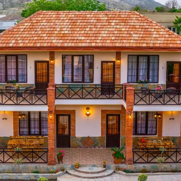 Merebashvili Estate，位于Kaspi的酒店