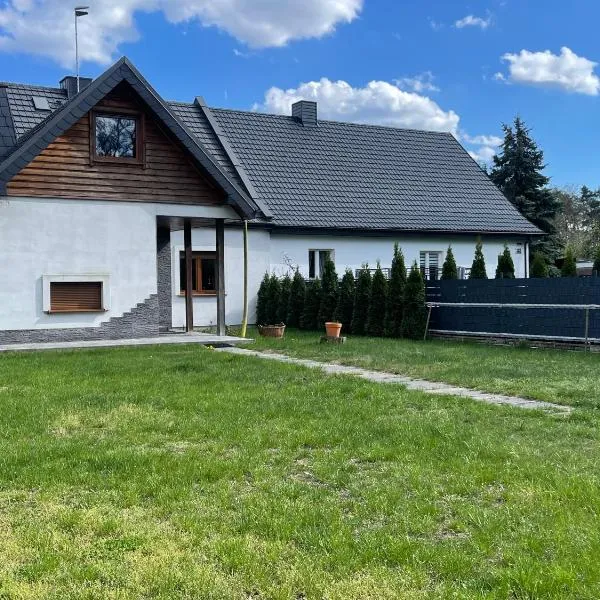 Siedlisko Mokra - Leśniczówka pod Jaworem，位于Daninów的酒店