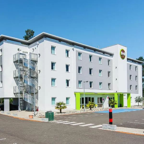 B&B HOTEL Mont-de-Marsan，位于Saint-Avit的酒店