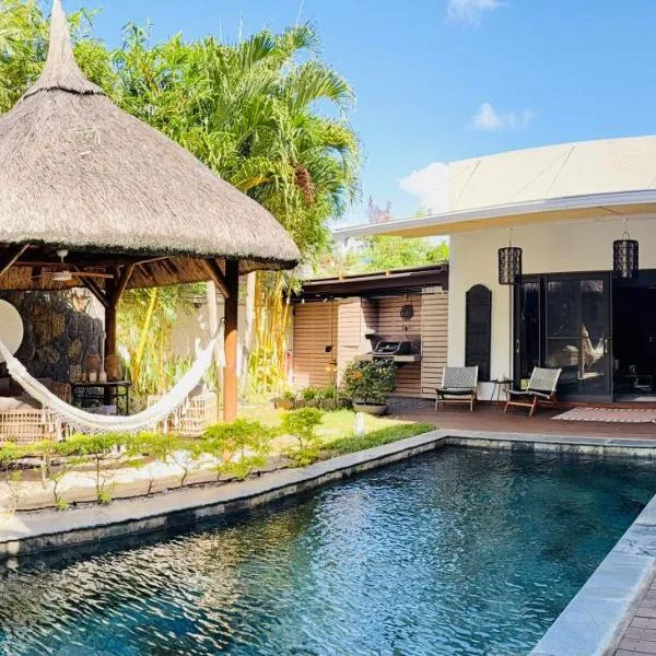 ORCHID Villa luxueuse avec piscine privée- A 600m de la plage，位于佩雷贝勒的酒店