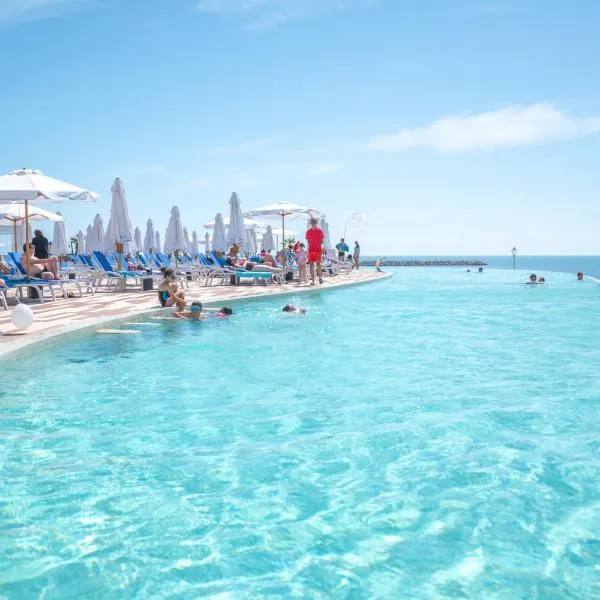 Mera Onix，位于朱庇特的酒店