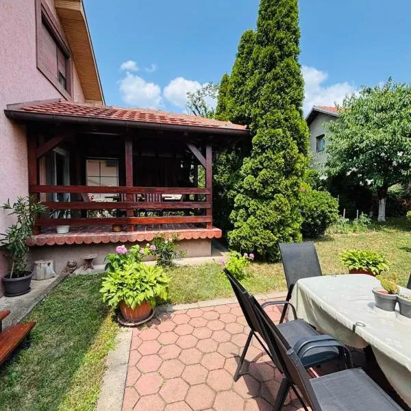 Apartmani IDILA，位于斯梅代雷沃的酒店