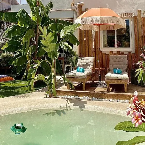 Tropical Lodge SPA Narbonne，位于纳博讷的酒店