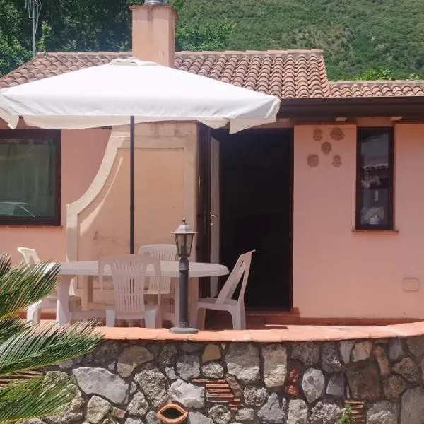 Michi's House Casa Vacanze，位于马拉泰亚的酒店