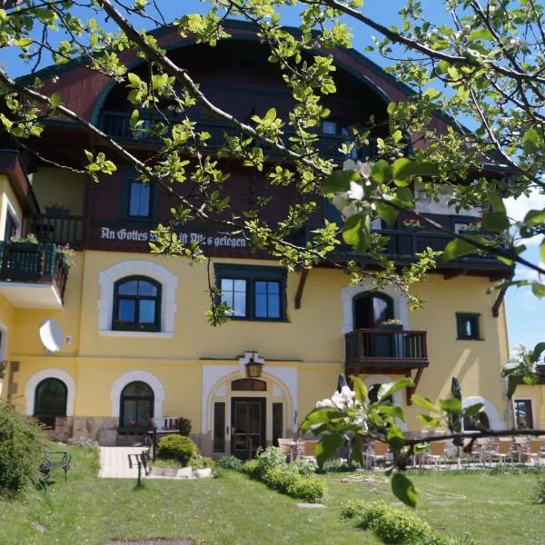 观景楼酒店，位于Raach am Hochgebirge的酒店