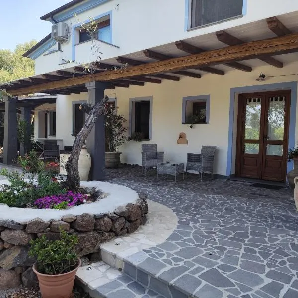 Residenza di Campagna Dolmen Motorra，位于多尔加利的酒店