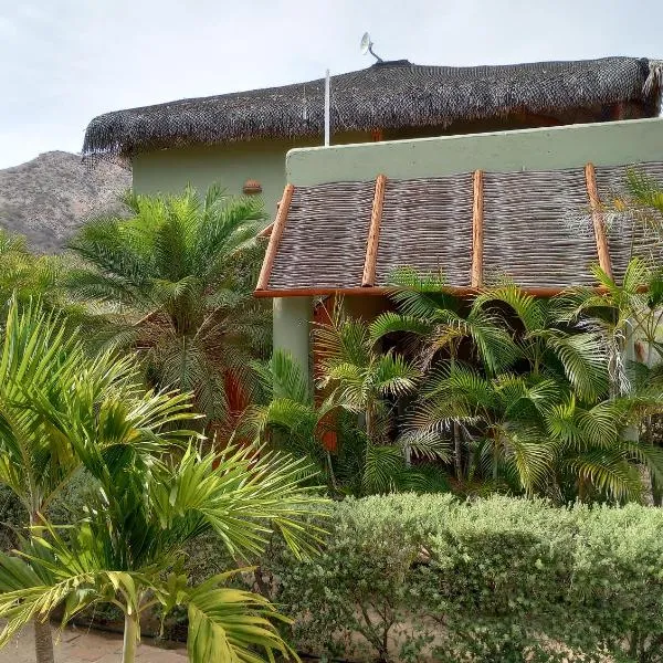 Casa Pájaros - Private 2-Story Home，位于Cabo Pulmo的酒店