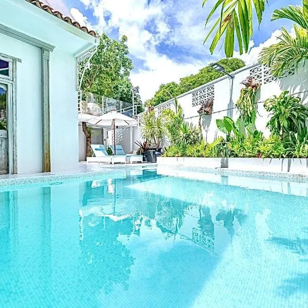 Santitham Pool Villa I 5 Bedrooms I walkable I Entire villa，位于清迈的酒店