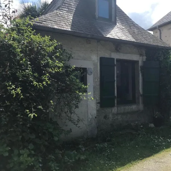 Gîte dans un petit village pyrénéen，位于Lézignan的酒店