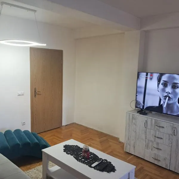 AS Apartment Tetovo，位于泰托沃的酒店