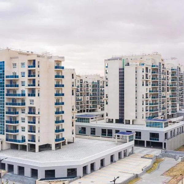 الداون تاون العالمين الجديدة خلف الابراج_ElDown Town New alameim，位于阿莱曼的酒店
