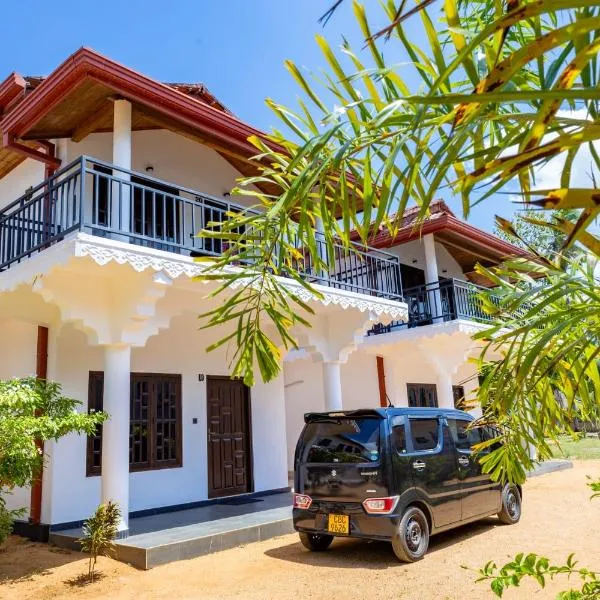 Dila Beach Resort，位于亭可马里的酒店