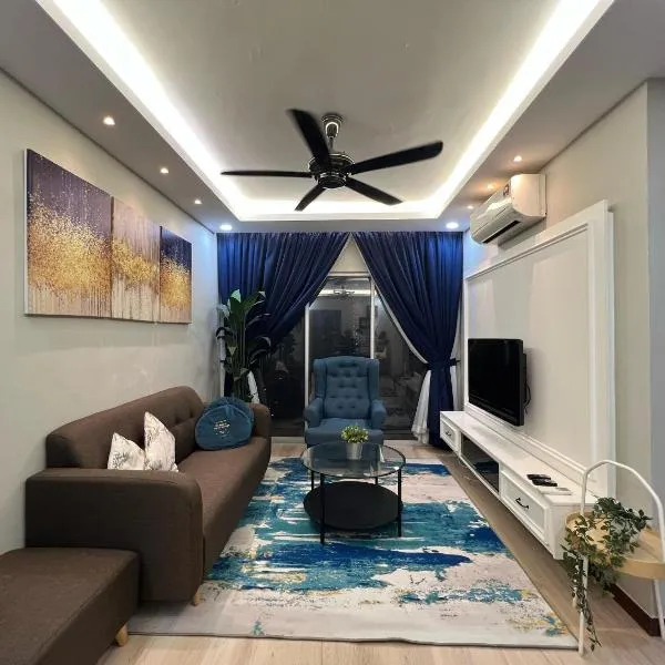 Homestay Rifhan D Tasik Biru Kundang, Gamuda Garden，位于万挠的酒店