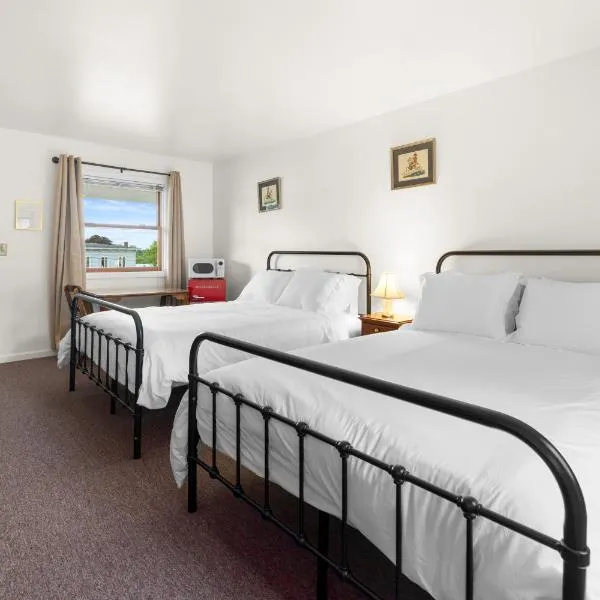 KC's Corner Motel，位于East Springfield的酒店