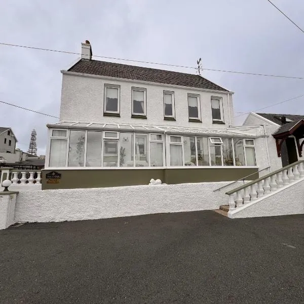 Ard Cashel, Barrack Brae，位于邓格洛的酒店