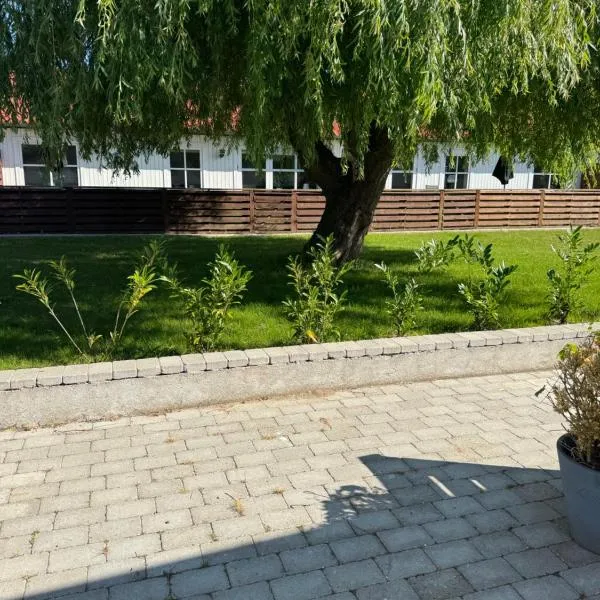 Bøtø strand ferielejlighed 5，位于博托比的酒店