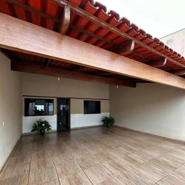 Cantinho Girassol na Serra da Canastra，位于圣罗克迪米纳斯的酒店