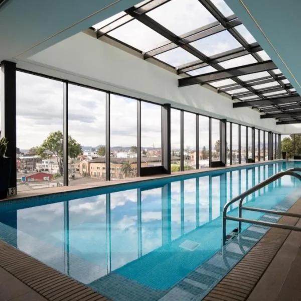 72Hub moderno apto vistas ciudad, piscina gimnasio，位于波哥大的酒店
